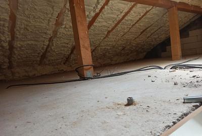 Casă cu 4 camere cu Canalizare în Central - 19