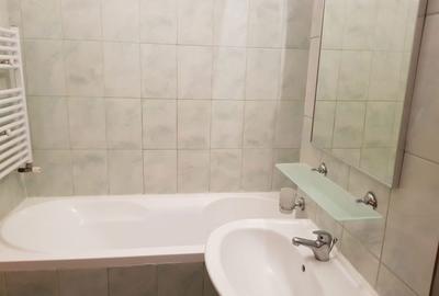 Garsonieră decomandată în Central - 2