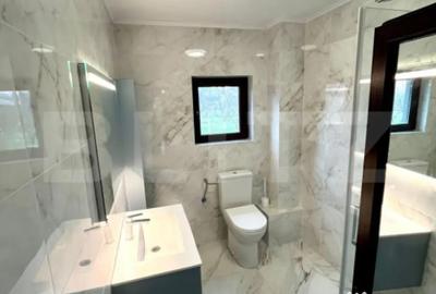 Casă cu 7 camere cu Teren 600 Mp în Central - 14