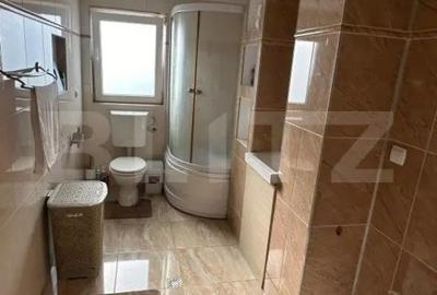 Casă cu 4 camere cu Teren 3400 Mp în Central - 8