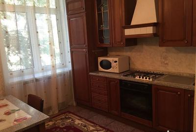 Garsonieră decomandată în Rahova