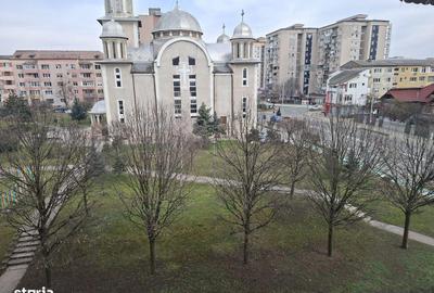 Apartament cu 4 camere decomandat în Cetate - 2