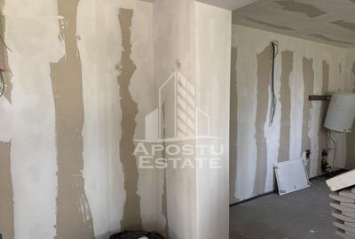Casă cu 4 camere cu Teren 2878 Mp în Suștra - 14