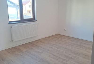 Casă cu 4 camere în Central - 8