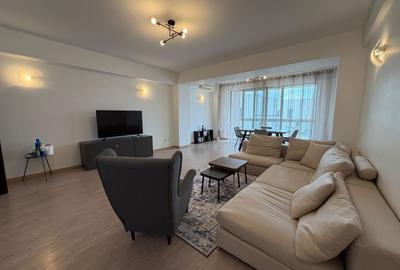 Apartament cu 3 camere decomandat, mobilat în Iancu Nicolae