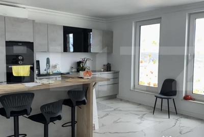 Casă cu 4 camere cu Canalizare în Central