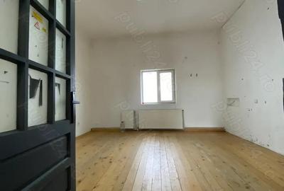 Bucurestii noi, casa 4 camere - 2