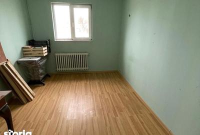 Apartament cu 3 camere în Podu Roș - 5