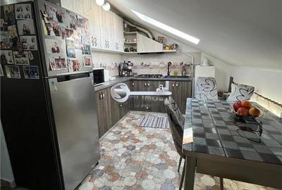 Apartament cu 3 camere decomandat, mobilat în Bucium - 2