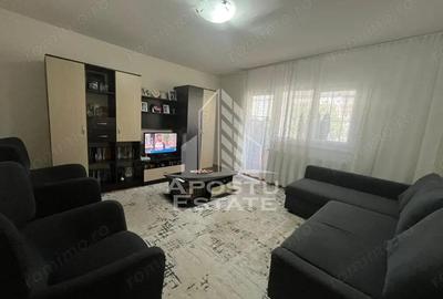 Apartament cu 3 camere, 2 bai, decomandat, etajul 2, centrala proprie