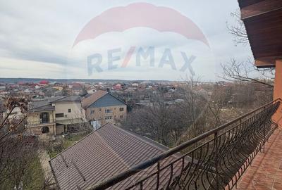 Casă cu 5 camere cu Teren 450 Mp în Central - 10