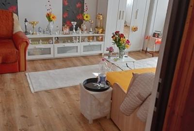 Garsonieră decomandată, mobilată în Central - 8