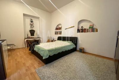 Apartament cu 2 camere decomandat în Central - 1