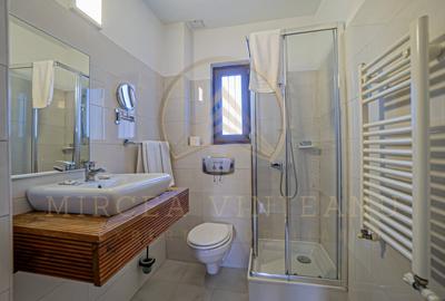 Hotel 3 Stele de Vanzare la  Delfinariu, aproape de Mamaia - 26