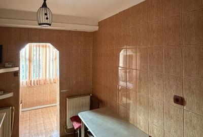 Apartament cu 2 camere decomandat în Central - 1