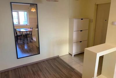 Apartament cu 4 camere decomandat, mobilat în Vitan