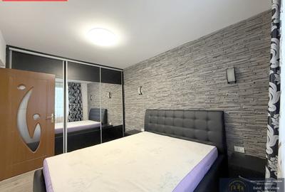 Apartament cu 3 camere semidecomandat, mobilat în Micro 19 - 2