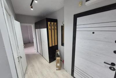 Garsoniera de inchiriat in Tractorul - 1