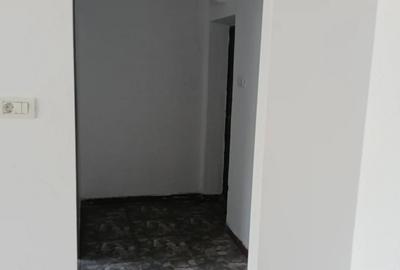 Apartament cu 2 camere decomandat în Topraisar - 1