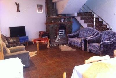 Casă cu 6 camere cu Teren 1111 Mp în Rânca - 1