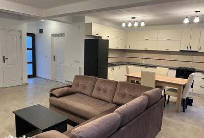 Casă cu 4 camere cu Teren 250 Mp în Ulmi - 1