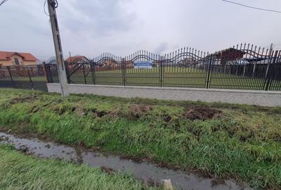 Teren 6.130 mp. deschidere la 2 drumuri 110 euro mp - 2