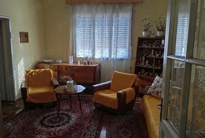 Casă cu Teren 500 Mp în Grădiște - 3