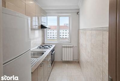 Apartament cu 3 camere decomandat în Ostroveni - 2