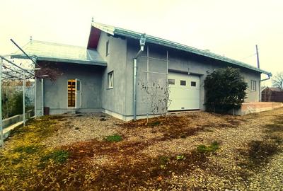 Casă cu 2 camere cu Teren 1290 Mp în Mitocu Dragomirnei - 4