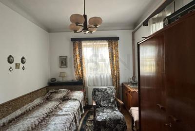 Casă individuală cu 4 camere cu Canalizare în 1 Mai - 4