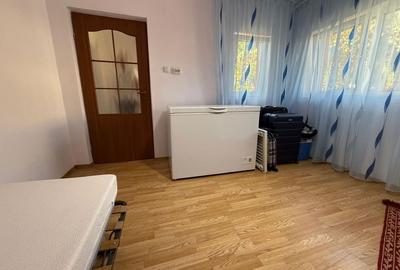 Casă cu 4 camere în Tătărani - 1