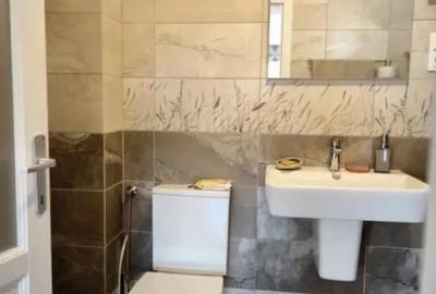 Apartament cu 3 camere decomandat în Brașovul Vechi - 2