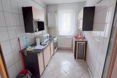 Apartament cu 2 camere decomandat în Tătărași - 2