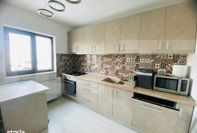 Casă cu 4 camere cu Teren 327 Mp în Central