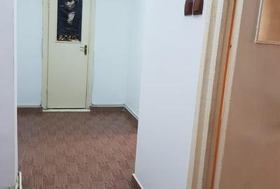 Apartament cu 3 camere semidecomandat în Lujerului - 3