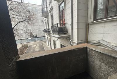 Apartament cu 3 camere decomandat în Victoriei - 9