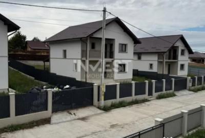 Casă cu 4 camere cu Teren 480 Mp în Valea Lupului