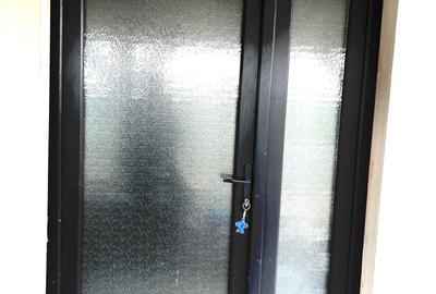 Casă cu 4 camere în Frumușeni