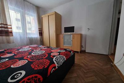 Apartament cu 2 camere decomandat în Soarelui - 4