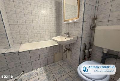 Apartament cu 2 camere decomandat în Nufărul - 8