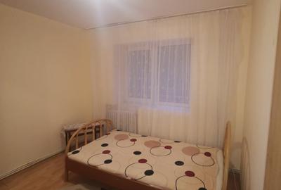 Apartament mobilat si utilat zona Scoala 7 - 2