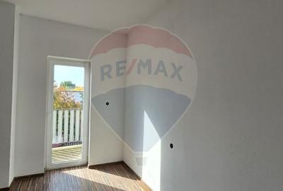 Casa la gri P+M cu anexa - oportunitate unica in Chisineu-Cris! - 25