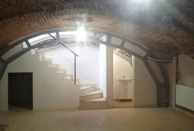 Spațiu comercial, de 50 mp, în Ultracentral - 2