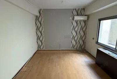 Spațiu comercial, de 40 mp, în Eroii Revoluției - 5