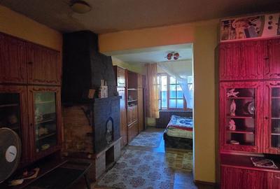 Casă cu 4 camere în Șumugiu - 2