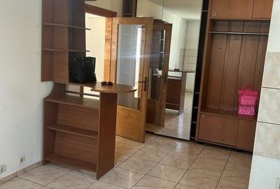 Apartament cu 2 camere semidecomandat în Băneasa