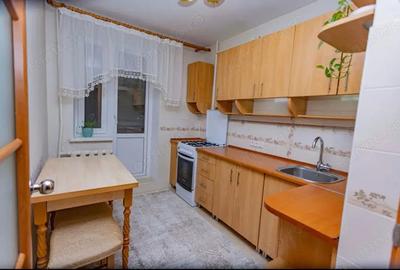 Apartament cu 2 camere decomandat în Berceni