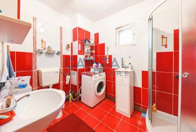 Casa 9 camere, teren 560mp, garaj, comision 0 - 8