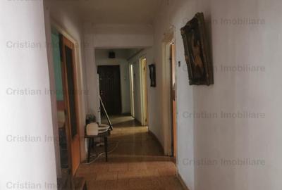 4 cam zona Esplanada Dunarii, 105 mp terasa boxa, etaj 1 - 11