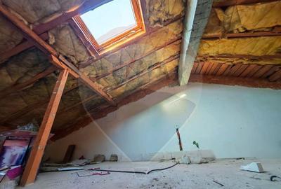 Casa cu 3 camere, curte ?i mansarda Chiajna, str. ... - 2